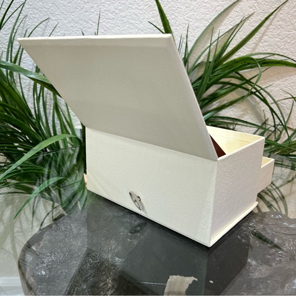 Child Music Jewelry Box - Ballerina 🩰 Pull-out Drawer with Ring Holder Tray - Picture 5 of 11